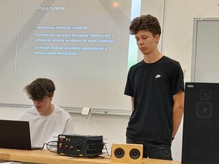 Martin Mikoláš predstavuje svoj projekt